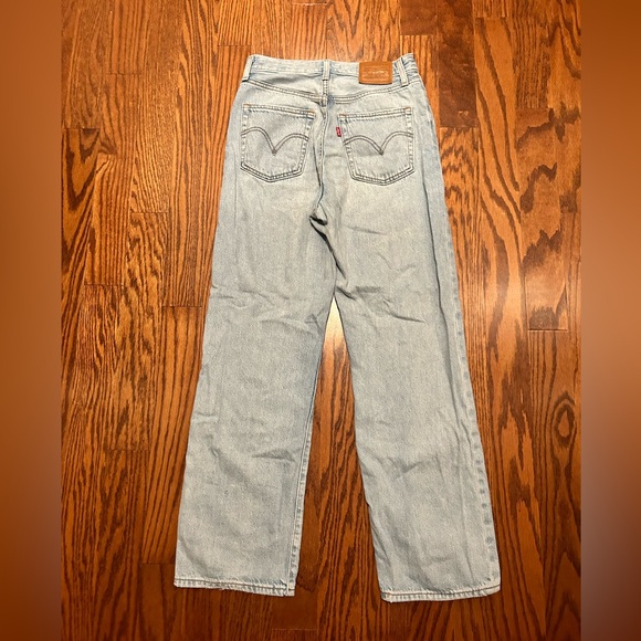 Levi Ribcage Straight - Picture 2 of 2